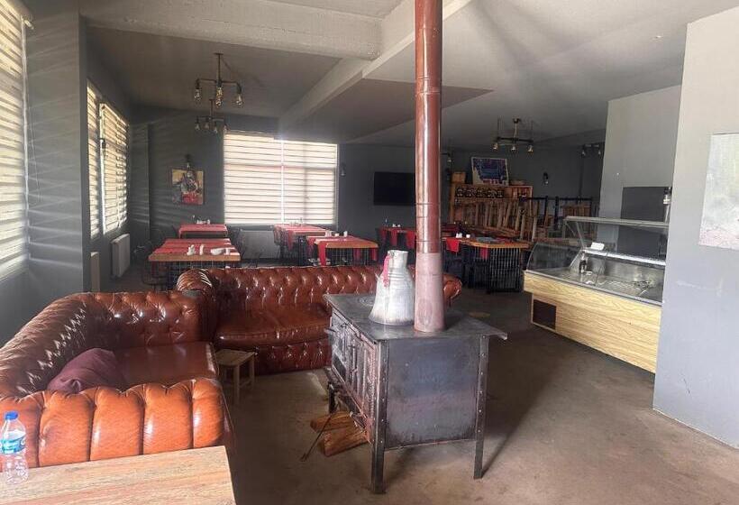 Zeyti̇ndali Yayla Otel