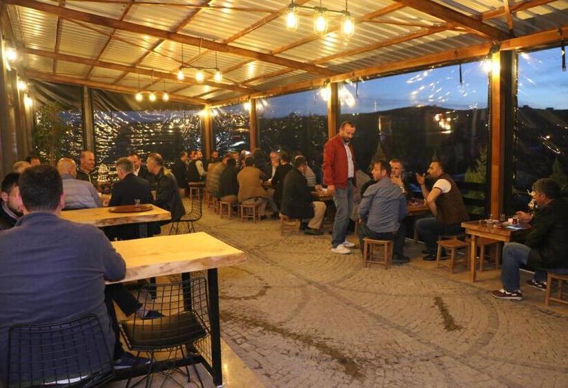 Zeyti̇ndali Yayla Otel