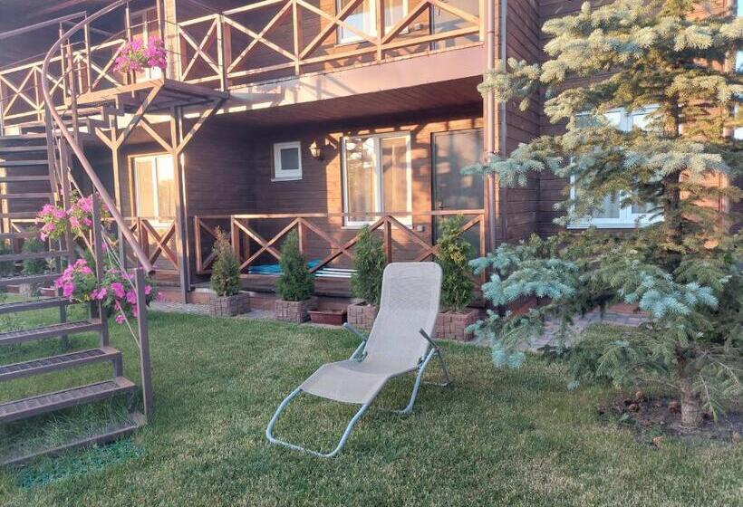 Auberge Hôtelière удачное место