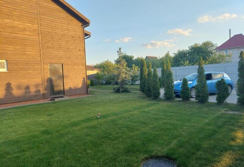 Auberge Hôtelière удачное место