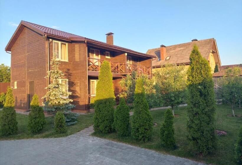 Auberge Hôtelière удачное место