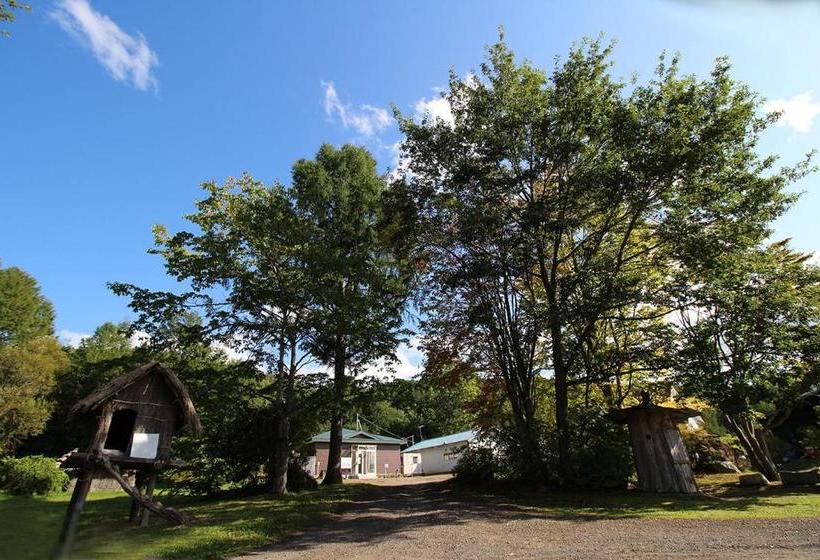 הוסטל Guesthouse Nibutani Yanto