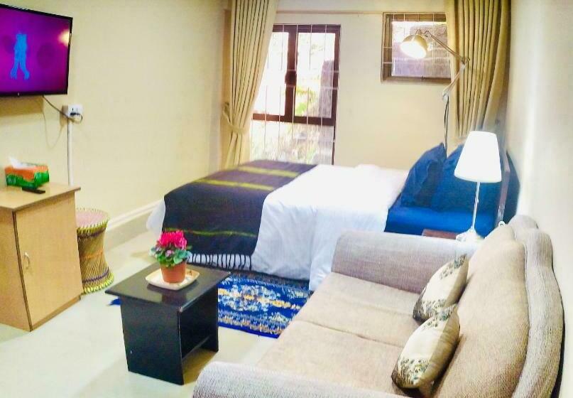 Bed and Breakfast Aizawl