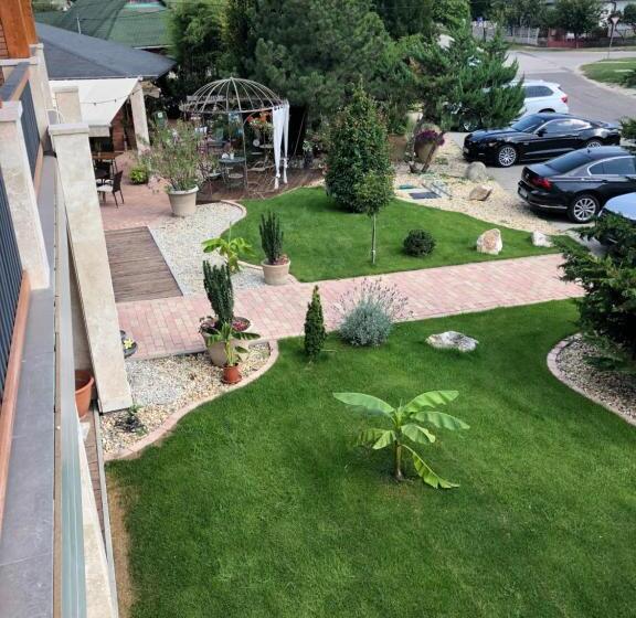 ベッドアンドブレックファースト Bali Butique Rooms