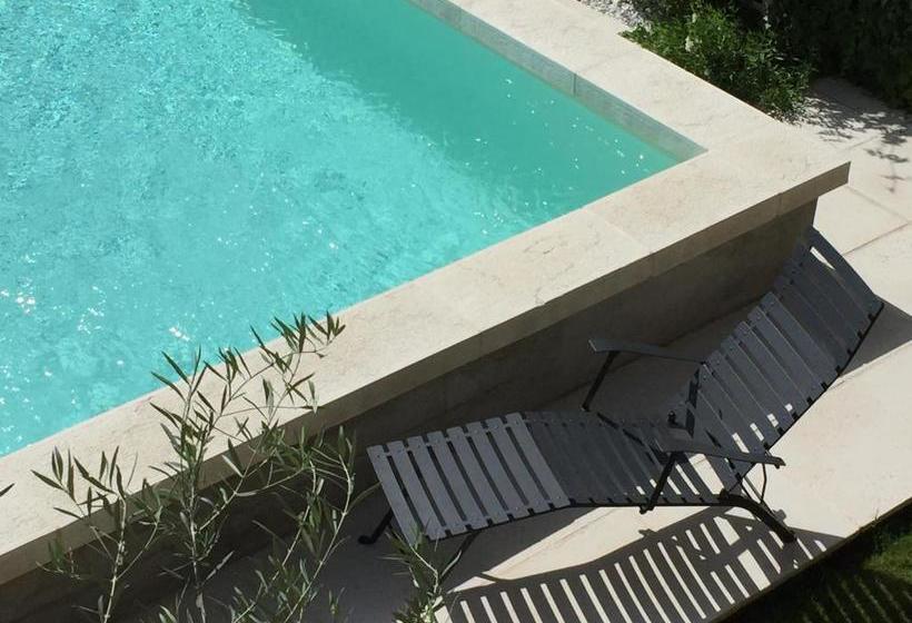 مبيت وإفطار La Petite Madeleine   Chambre D Hôtes & Spa