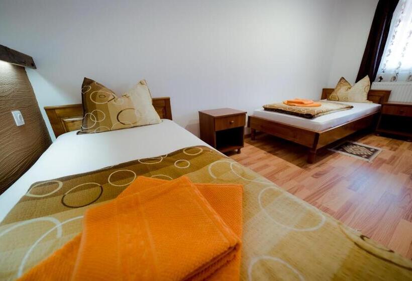 Bed and Breakfast Nagy Homoród étterem és Panzió