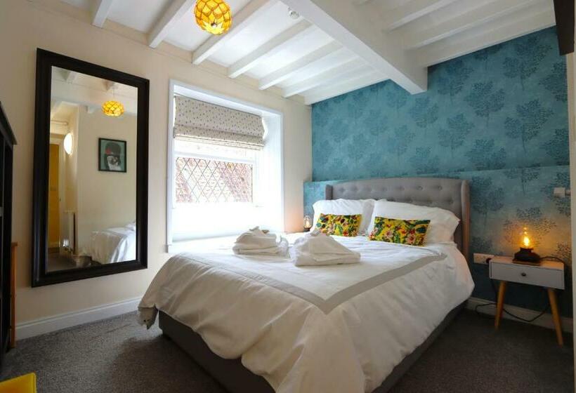 Bed and Breakfast The Little Lion Inn, Red Lion