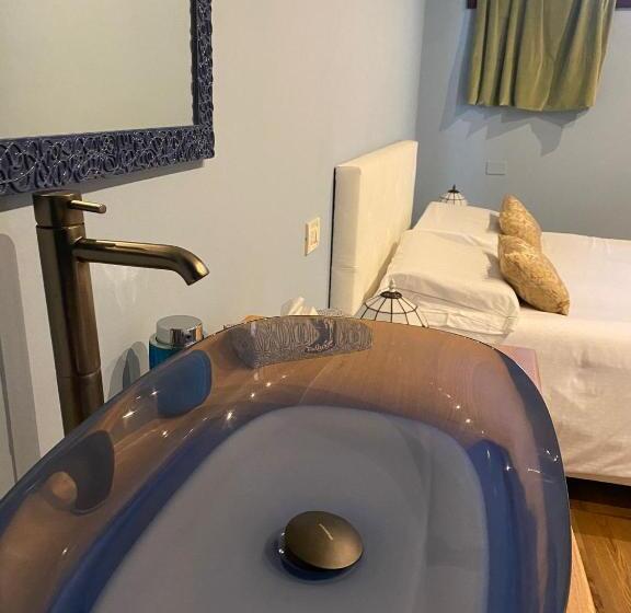 مبيت وإفطار Villa Stecchini