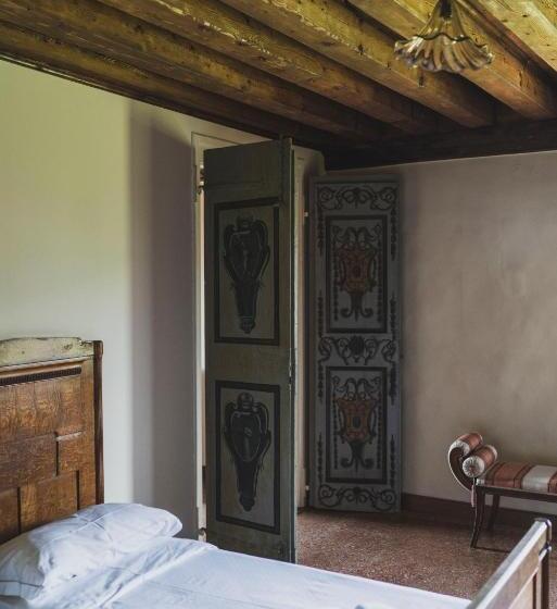 مبيت وإفطار Villa Stecchini