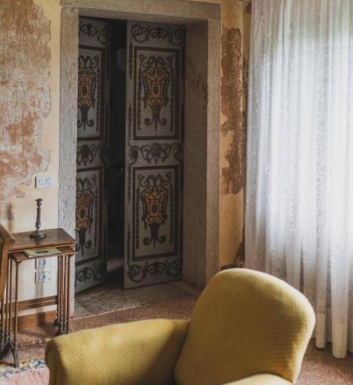 مبيت وإفطار Villa Stecchini