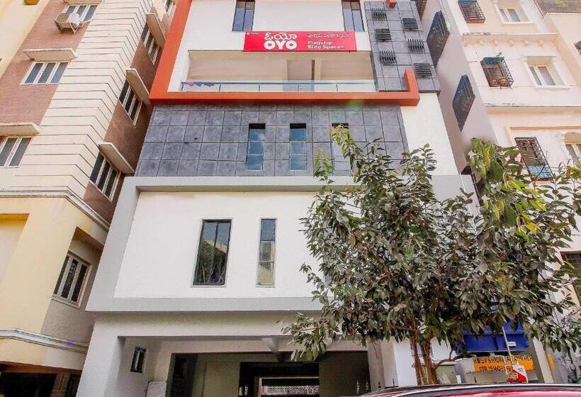 Flagship 35993 Starhood Hotels