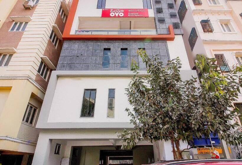 Flagship 35993 Starhood Hotels