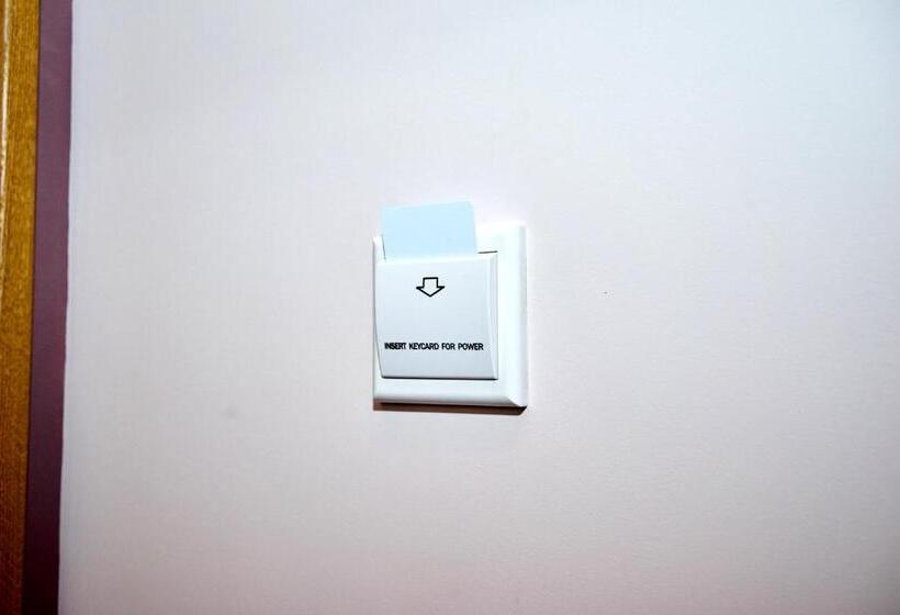 هتل східний