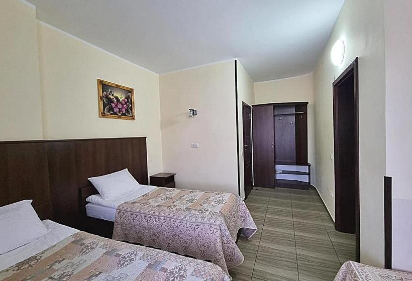 酒店 готель валерія