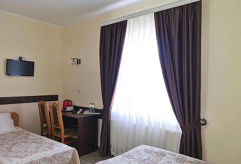 酒店 готель валерія