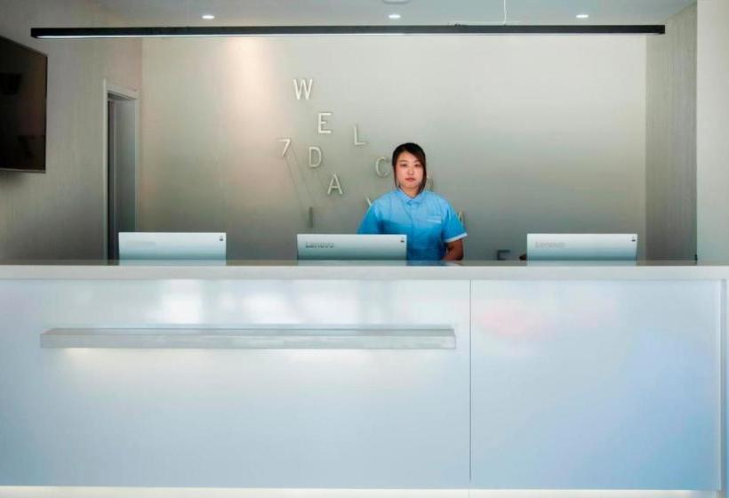 בית מלון כפרי 7days Inn Changbai Mountain North Slope Branch