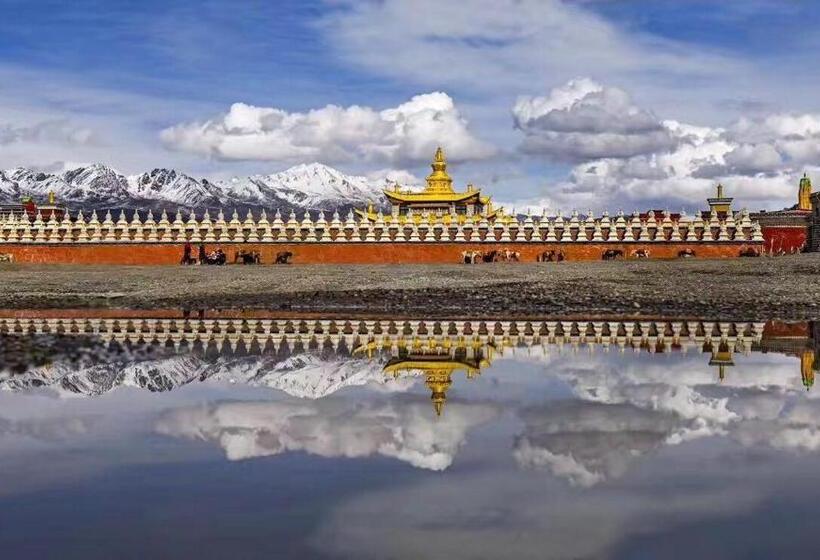 Hotel 7days Inn Garze Kangding Xinduqiao Branch