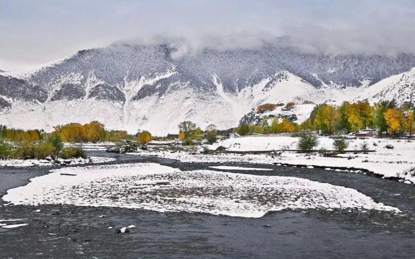 Hotel 7days Inn Garze Kangding Xinduqiao Branch