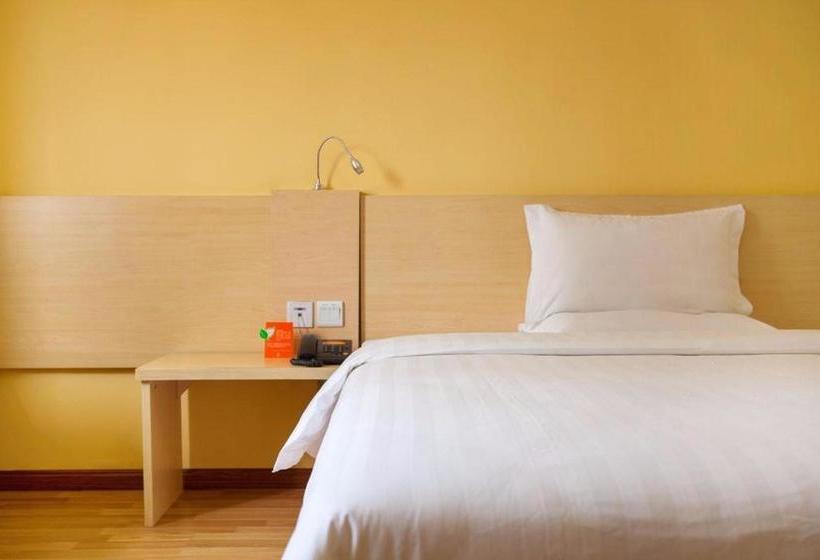 Отель 7days Inn Huizhou Dayawan Avenue Hui Fengcheng