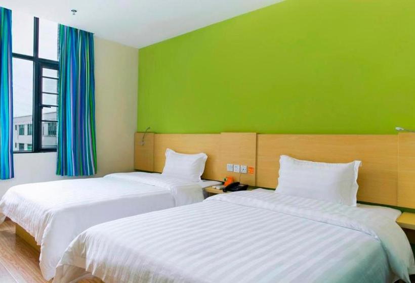 Отель 7days Inn Huizhou Dayawan Avenue Hui Fengcheng