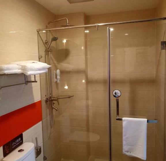 호텔 7days Premium Heihe Nenjiang County Keyun Station Branch