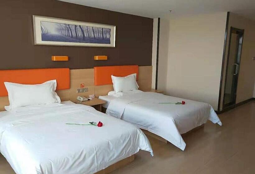 호텔 7days Premium Heihe Nenjiang County Keyun Station Branch