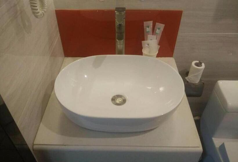 Отель 7days Premium Meizhou Fengshun Store