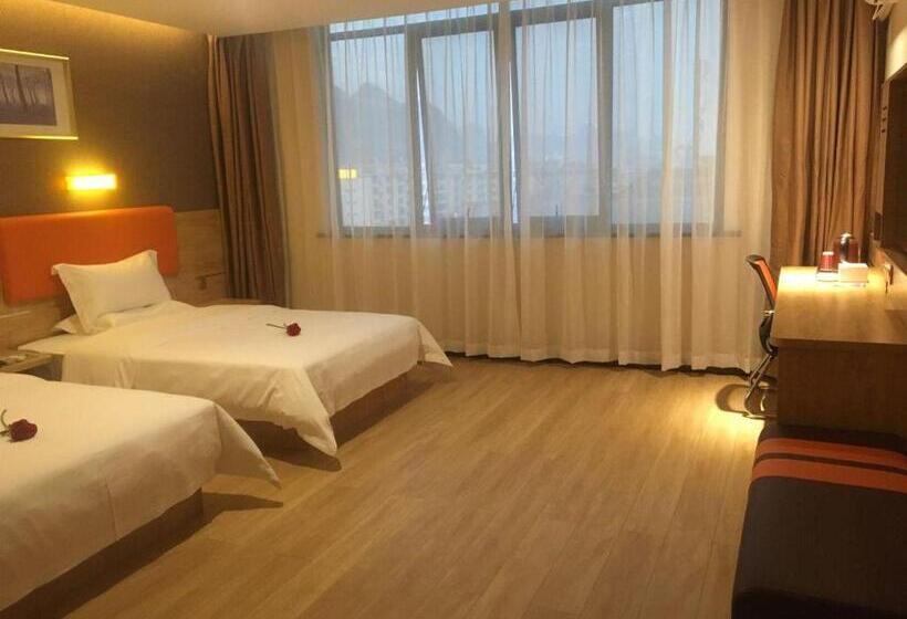 Otel 7days Premium Yizhou Train Staiton Branch