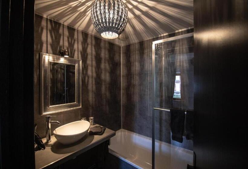 호텔 Aux Berges De Sambre