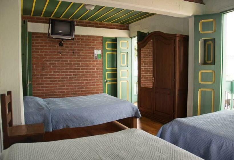 Hotel Calima
