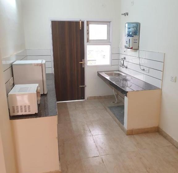 酒店 Presidia Heights Apartments