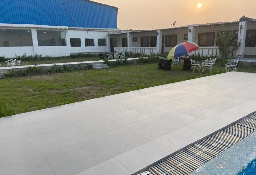 酒店 Presidia Heights Apartments