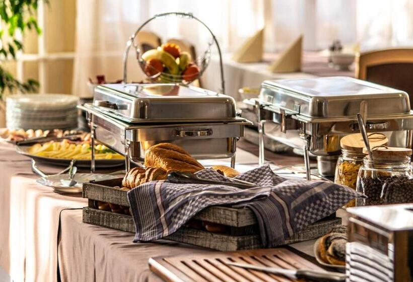 בית מלון כפרי Dzsungel