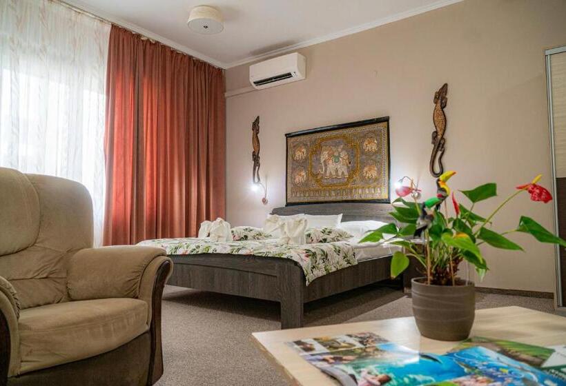 בית מלון כפרי Dzsungel