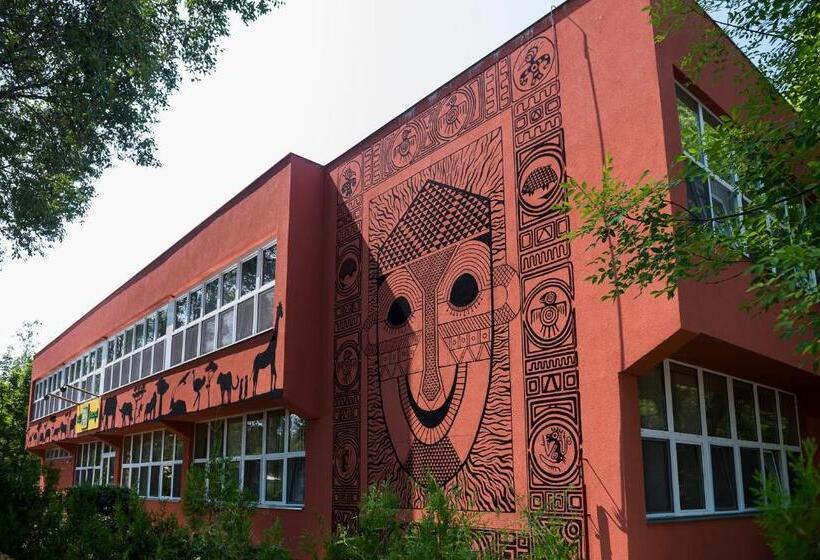 בית מלון כפרי Dzsungel