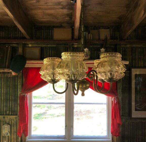 فندق Fide äventyrsby & Camping