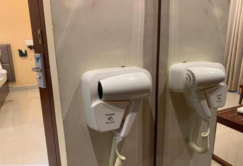 酒店 Ganesh Meridian