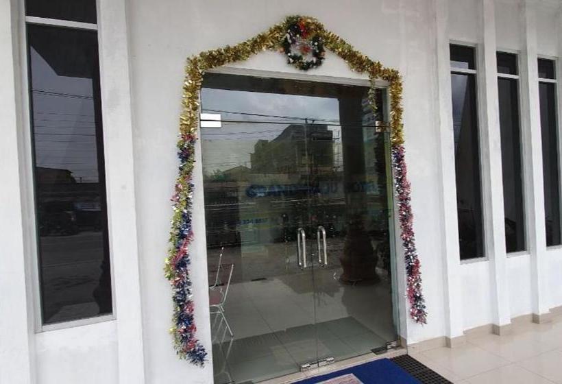 בית מלון כפרי Grand Maju