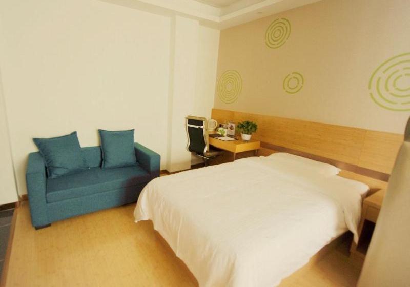 ホテル Greentree Inn Yantai Laizhou Nan Road Unicom Building