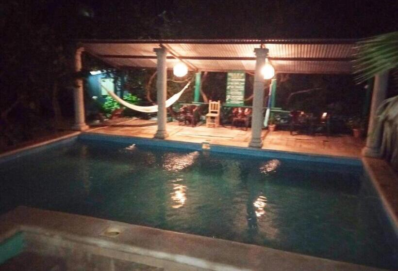 فندق Hospedaje Wotoch Aayin