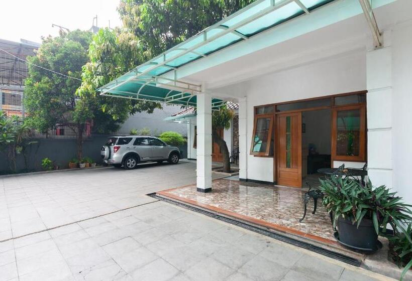 酒店 House Of M Bogor Mitra Reddoorz