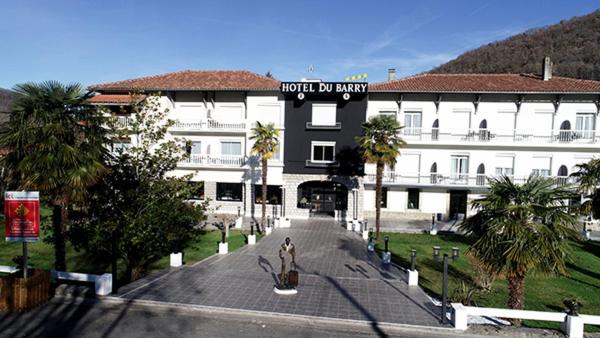 Отель Hôtel Du Barry Resort & Spa