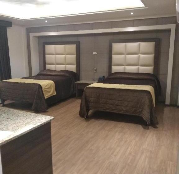 ホテル Jiménez Plaza