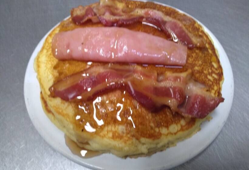 ホテル Jiménez Plaza