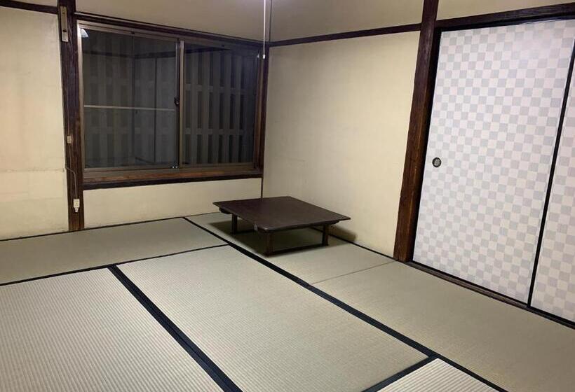 Отель Kachusha Gekko