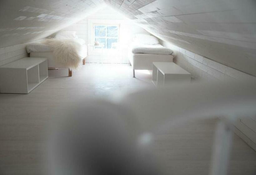 בית מלון כפרי L Persnäs