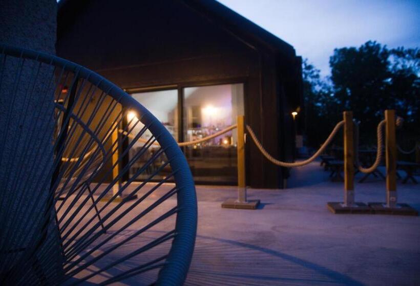 בית מלון כפרי L Persnäs