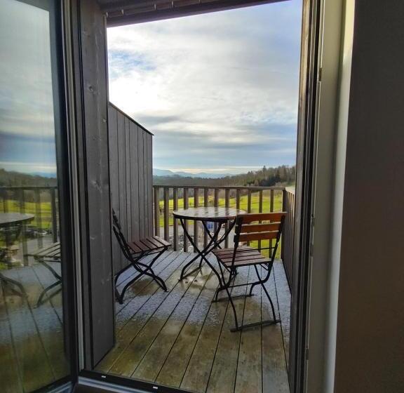 בית מלון כפרי Landgasthof Roderis