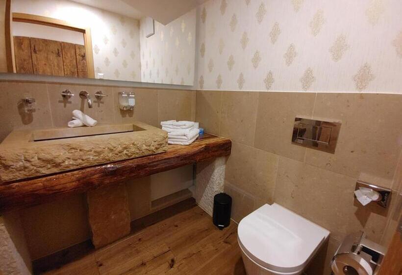 בית מלון כפרי Landgasthof Roderis