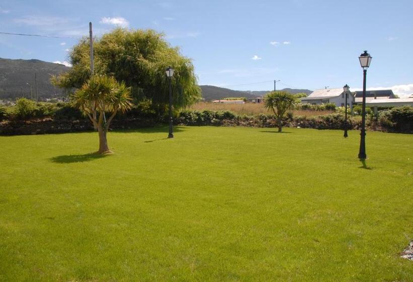 בית מלון כפרי Las Catedrales